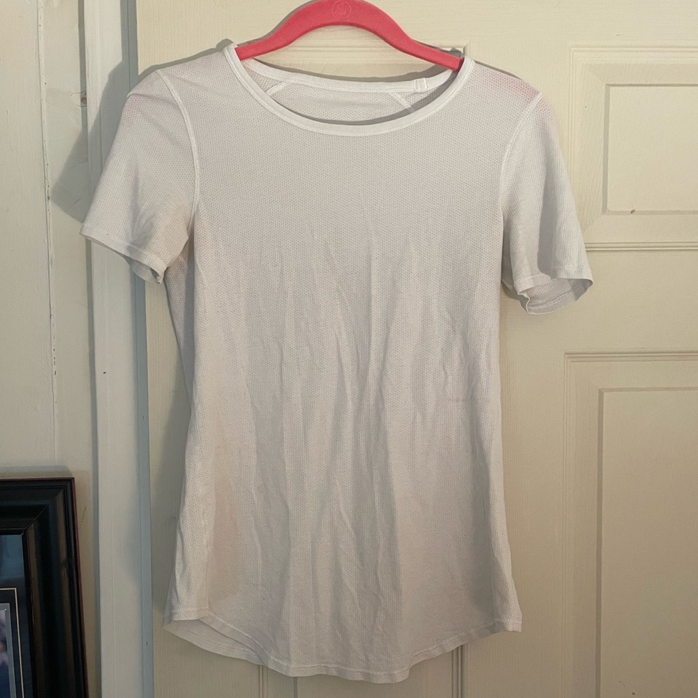 Lulu lemon white top